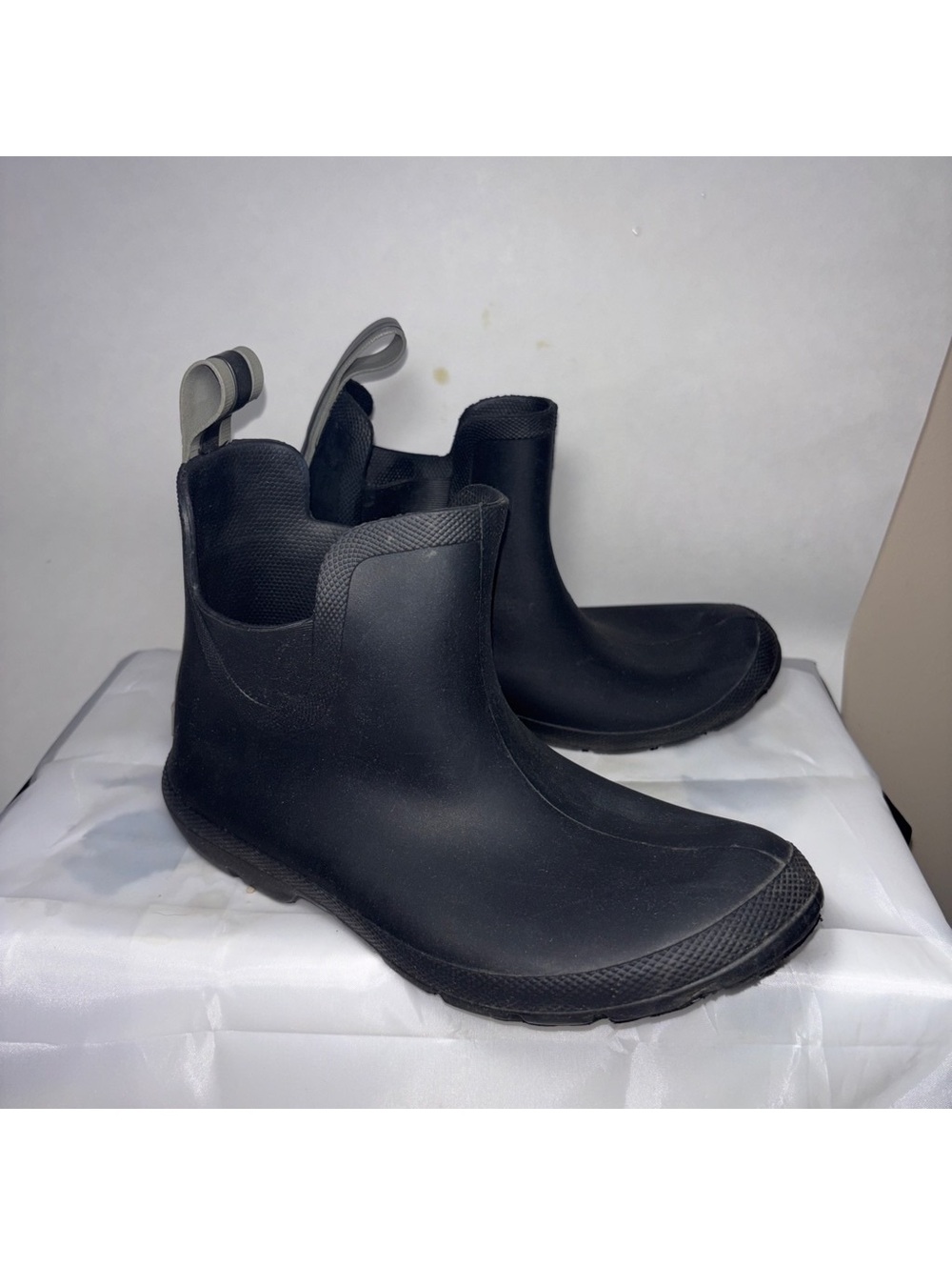 Totes Black Waterproof Ankle Rain Boots Size 6